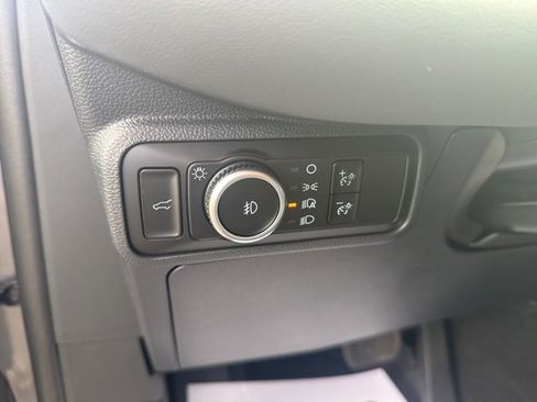 New 2025 Ford Explorer Active w/ Active Comfort Package image 8