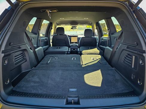 Certified 2024 GMC Acadia AT4 w/ LPO, Floor Liner Package image 36