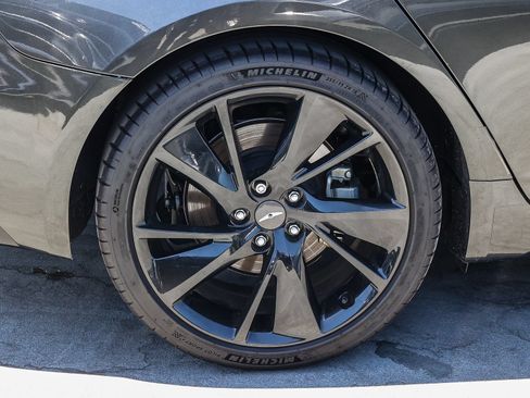 Used 2023 Genesis G70 2.0T w/ Sport Prestige Package RWD image 8