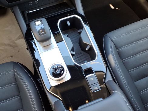 New 2026 Mitsubishi Outlander SE FWD image 22