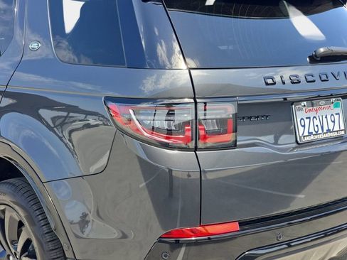 Used 2025 Land Rover Discovery Sport Dynamic SE AWD/4WD image 35