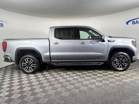 Certified 2025 GMC Sierra 1500 AT4 w/ AT4 Premium Package AWD/4WD image 7