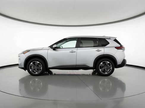 Used 2025 Nissan Rogue SV FWD image 5