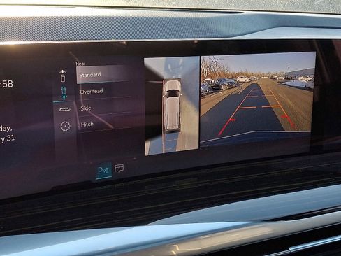 Certified 2025 Cadillac Escalade ESV Premium Luxury AWD/4WD image 15