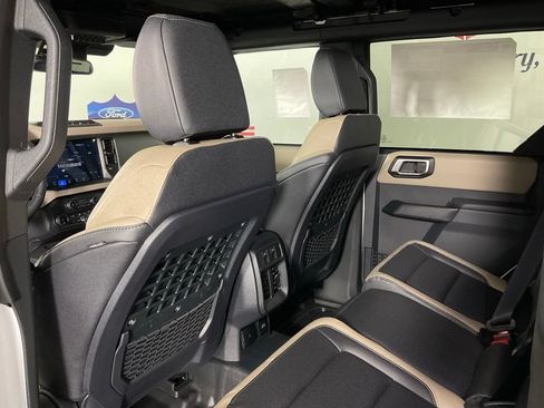 New 2026 Ford Bronco Big Bend w/ Black Diamond Package AWD/4WD image 15