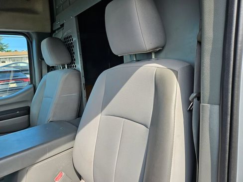 Used 2012 Nissan NV 2500 S RWD image 17