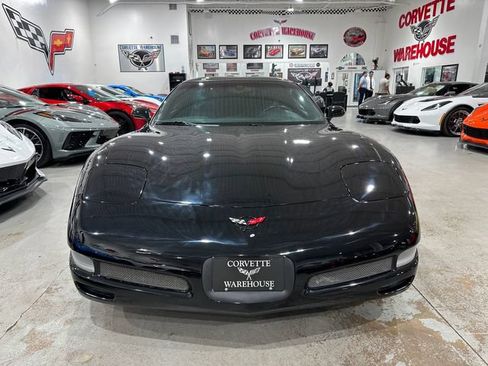 Used 2004 Chevrolet Corvette Z06 w/ Memory Package RWD image 24