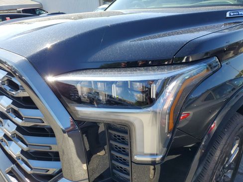 Used 2025 Toyota Tundra Platinum AWD/4WD image 9