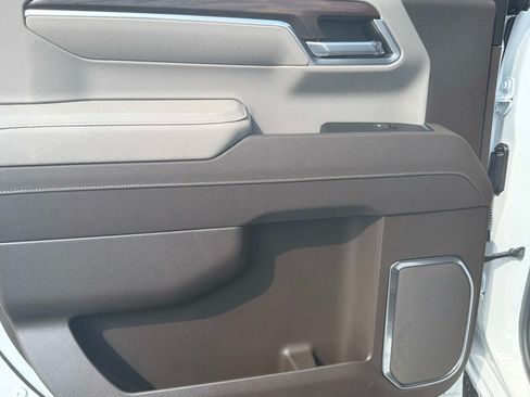 New 2026 GMC Sierra 1500 SLT AWD/4WD image 11
