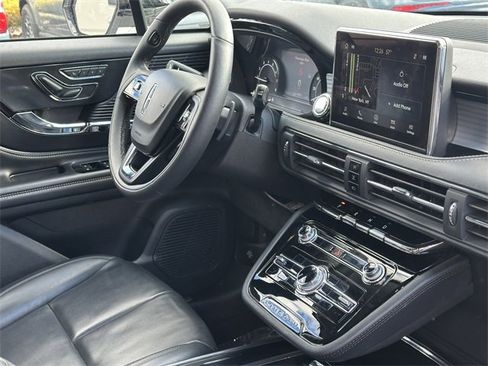 Certified 2022 Lincoln Corsair Standard w/ Equipment Group 101A image 32