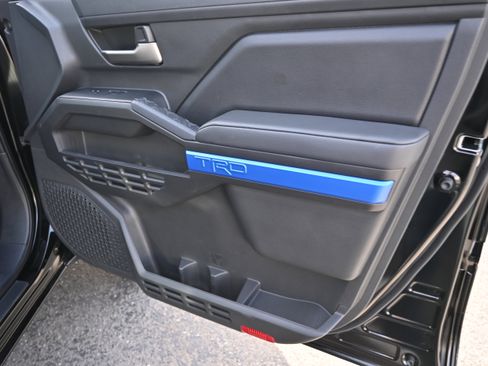 Used 2024 Toyota Tacoma TRD Sport image 45