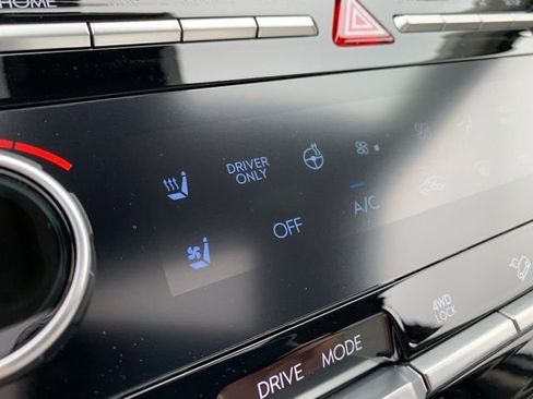 New 2026 Hyundai Santa Fe Limited AWD/4WD image 24