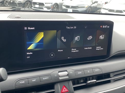 Used 2025 Kia K4 FWD image 18