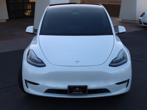 Used 2021 Tesla Model Y Long Range AWD/4WD image 8
