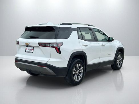 Used 2025 Chevrolet Equinox LT w/ Convenience Package II image 5