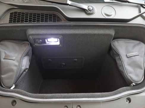 Used 2024 Lamborghini Huracan Sterrato image 35