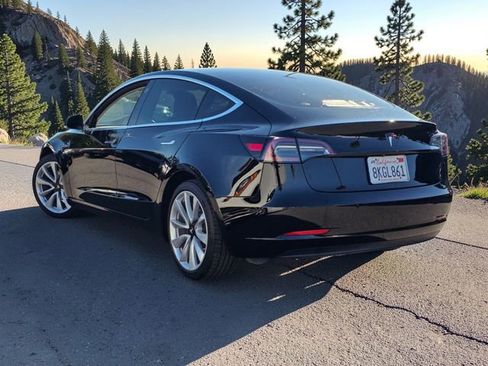 Used 2019 Tesla Model 3 Long Range image 5