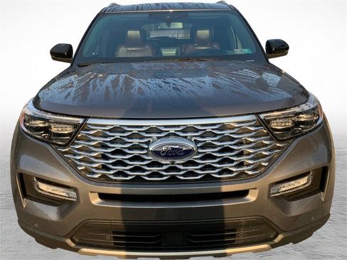 Used 2022 Ford Explorer Platinum w/ Equipment Group 601A AWD/4WD image 7