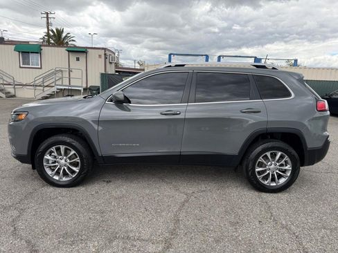 Used 2021 Jeep Cherokee Latitude Lux w/ Trailer Tow Group AWD/4WD image 10