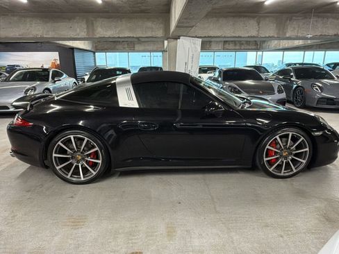 Certified 2016 Porsche 911 Targa 4S AWD/4WD image 33