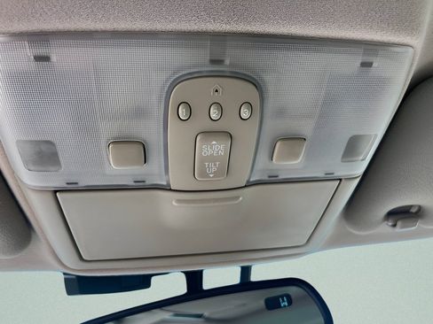 Used 2002 Lexus ES 330 FWD image 26
