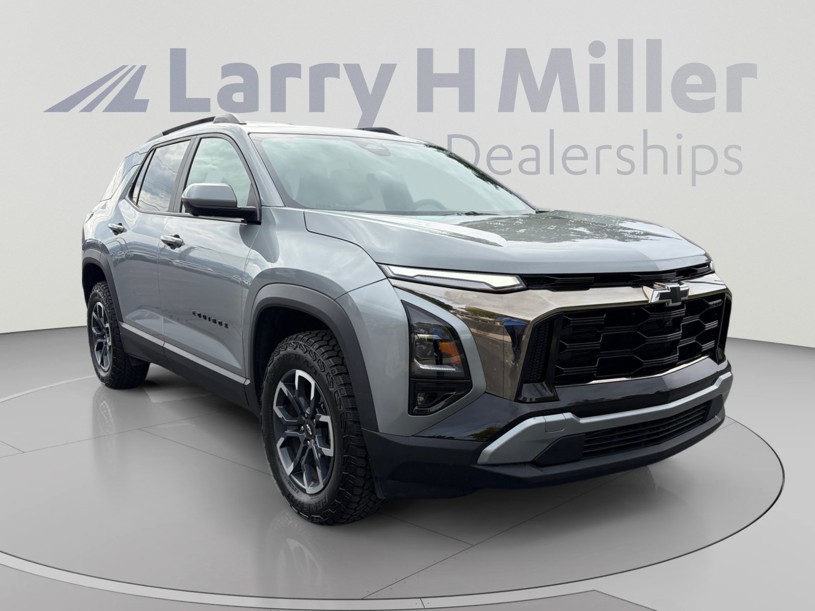 Used 2025 Chevrolet Equinox ACTIV w/ Safety and Technology Package AWD/4WD image 7