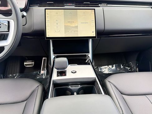New 2026 Land Rover Range Rover SE AWD/4WD image 20