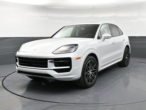 New 2026 Porsche Cayenne AWD/4WD image 1