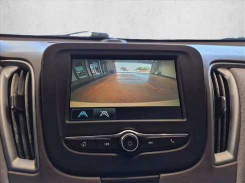 Used 2016 Chevrolet Malibu LS FWD image 13