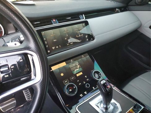 Used 2022 Land Rover Range Rover Evoque R-Dynamic S AWD/4WD image 23