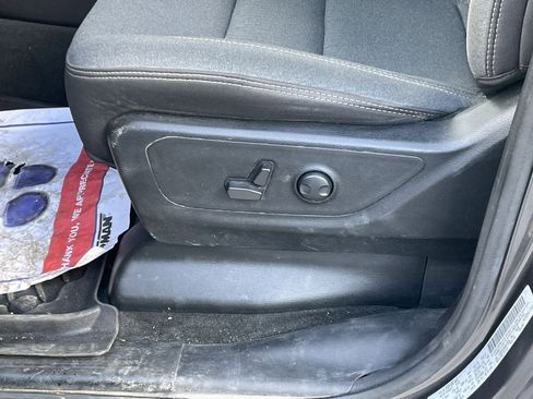 Used 2019 RAM 1500 Big Horn image 28