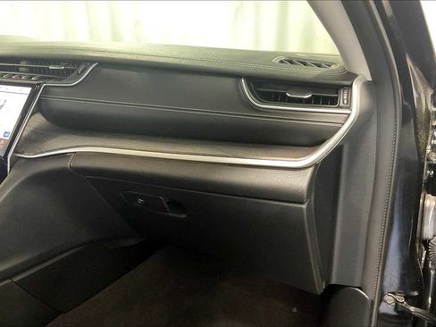 Used 2021 Jeep Grand Cherokee L Limited w/ Trailer Tow Group (B) image 13