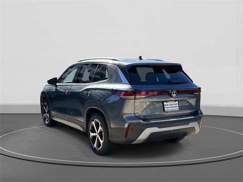 New 2026 Volkswagen Tiguan SE image 3