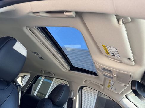 Used 2024 MAZDA CX-5 Carbon Edition image 18