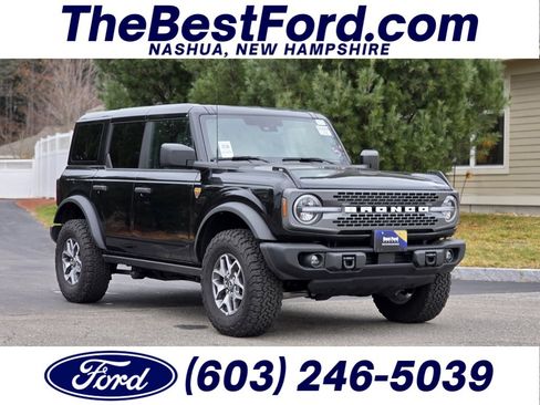 Used 2025 Ford Bronco Badlands image 1