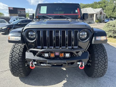 Used 2022 Jeep Wrangler Unlimited Rubicon w/ Cold Weather Group AWD/4WD image 8