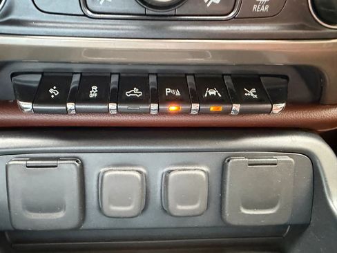 Used 2017 Chevrolet Silverado 1500 High Country w/ High Desert Package image 21