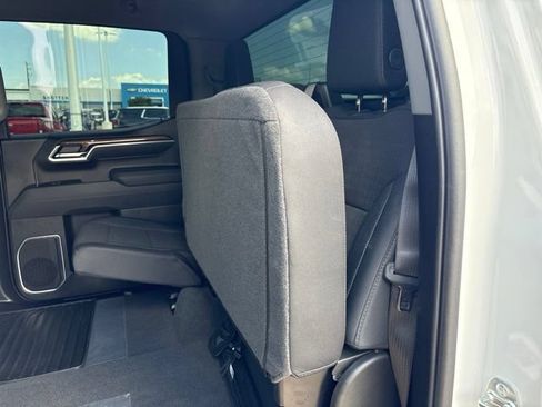 Used 2025 Chevrolet Silverado 1500 LT AWD/4WD image 37