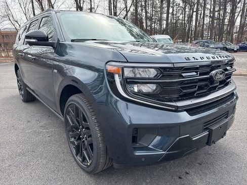 New 2026 Ford Expedition Max Platinum image 7