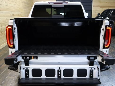 Used 2019 GMC Sierra 1500 SLT w/ SLT Premium Plus Package AWD/4WD image 35