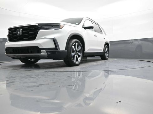 Used 2023 Honda Pilot Elite image 28