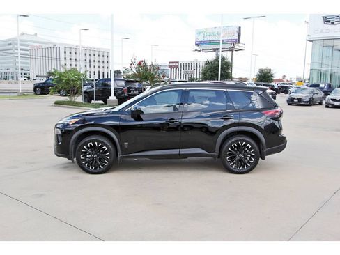 Used 2026 Nissan Rogue Dark Armor FWD image 4