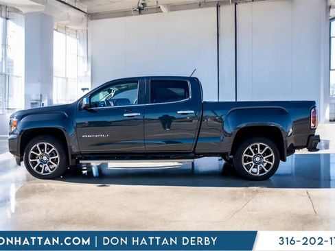 Used 2021 GMC Canyon Denali image 2