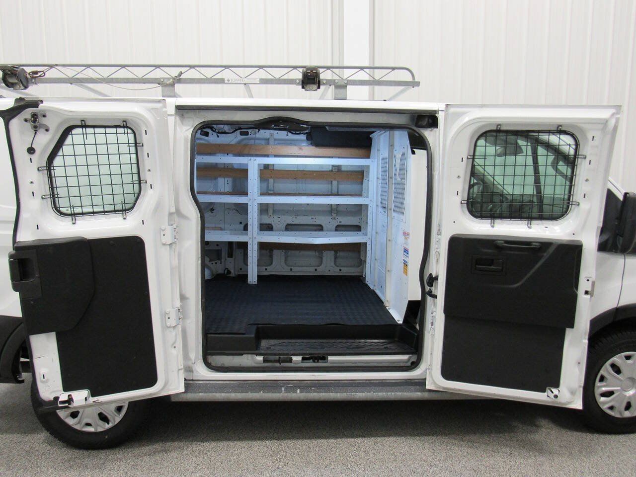 Used 2019 Ford Transit 250 130 Low Roof w/ Exterior Upgrade Package RWD image 20