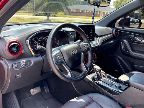 Used 2024 Chevrolet Blazer RS w/ Driver Confidence II Package FWD image 9