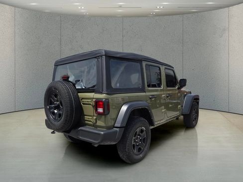 Used 2025 Jeep Wrangler Unlimited Sport AWD/4WD image 4