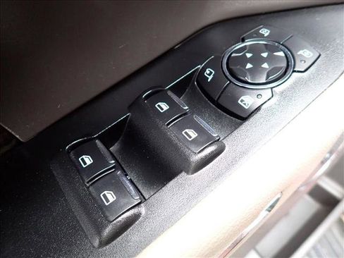 Used 2021 Ford Expedition Max Limited image 18