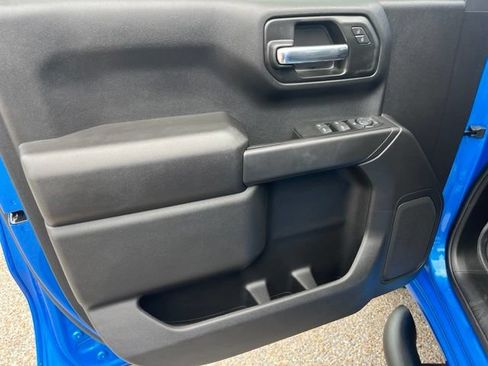 Used 2026 Chevrolet Silverado 1500 Custom w/ Turbomax Blackout Package RWD image 26