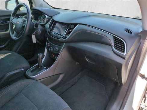 Used 2020 Chevrolet Trax LS w/ LPO, Protection Package FWD image 21