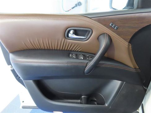 Used 2020 Nissan Armada Platinum w/ Platinum Reserve Package image 16